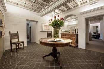 Residenze Romanae - Sangallo *