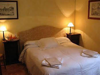 Camilla Guest house