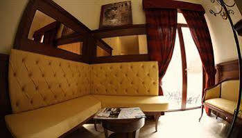 Domus Augusta 3*