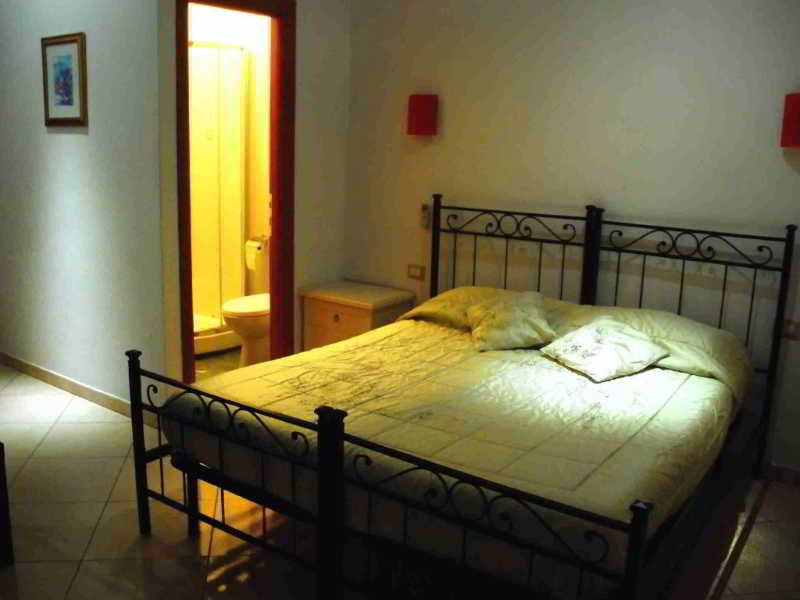 Dandi Domus Casa de hóspedes 2*