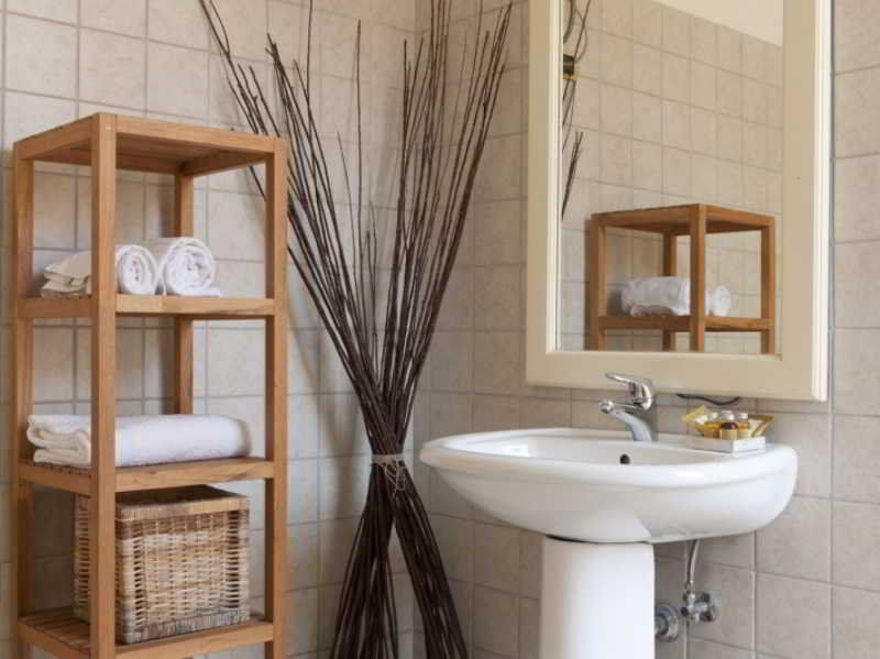 Santi Quattro Al Colosseo Bed & Breakfast 2*