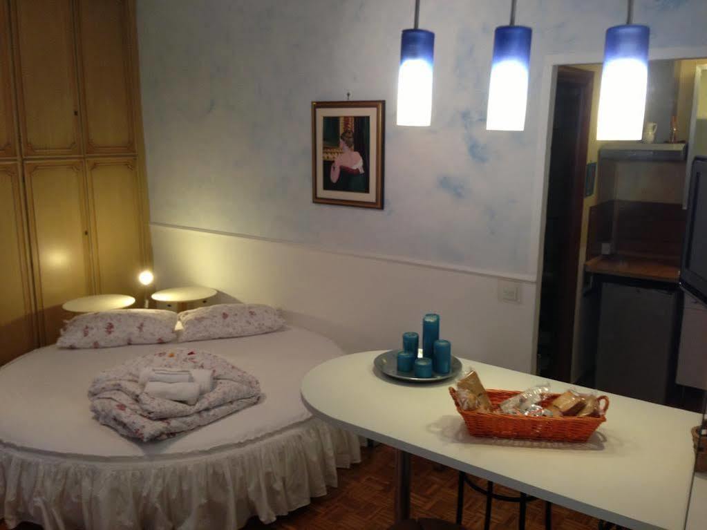 Aga Hotel 2*
