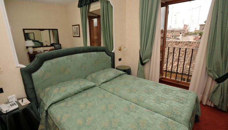 Colonna Palace Hotel Rome