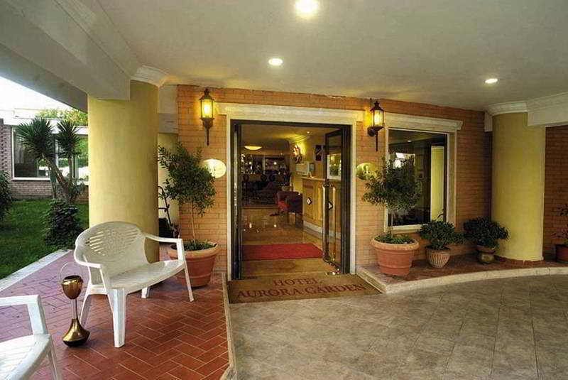 Aurora Garden Hotel 3*