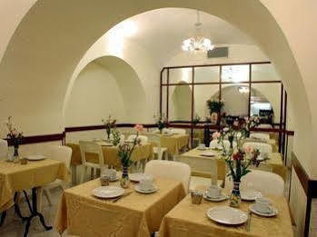 Altavilla 9 2* Rome