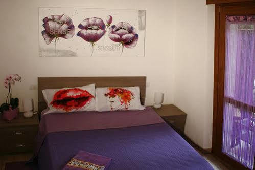 Acomodação com café da manhã  Shelisa B&B 3*