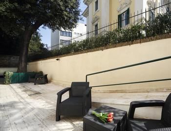 The One Prati Guest house 2*