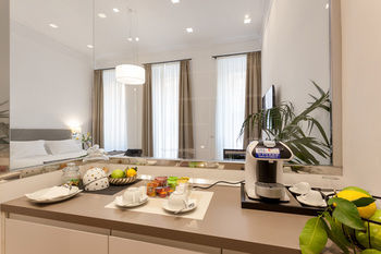 504 Corso 3* Rome
