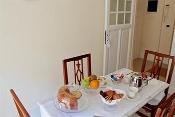 Residenza Mazzini Couette-café Rome