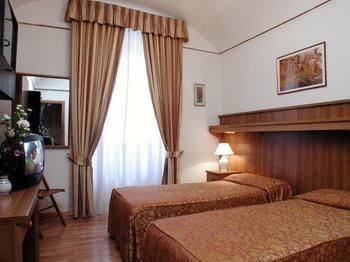 Altavilla 9 2* Rome
