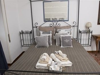 Le Fate Bed & Breakfast 2*