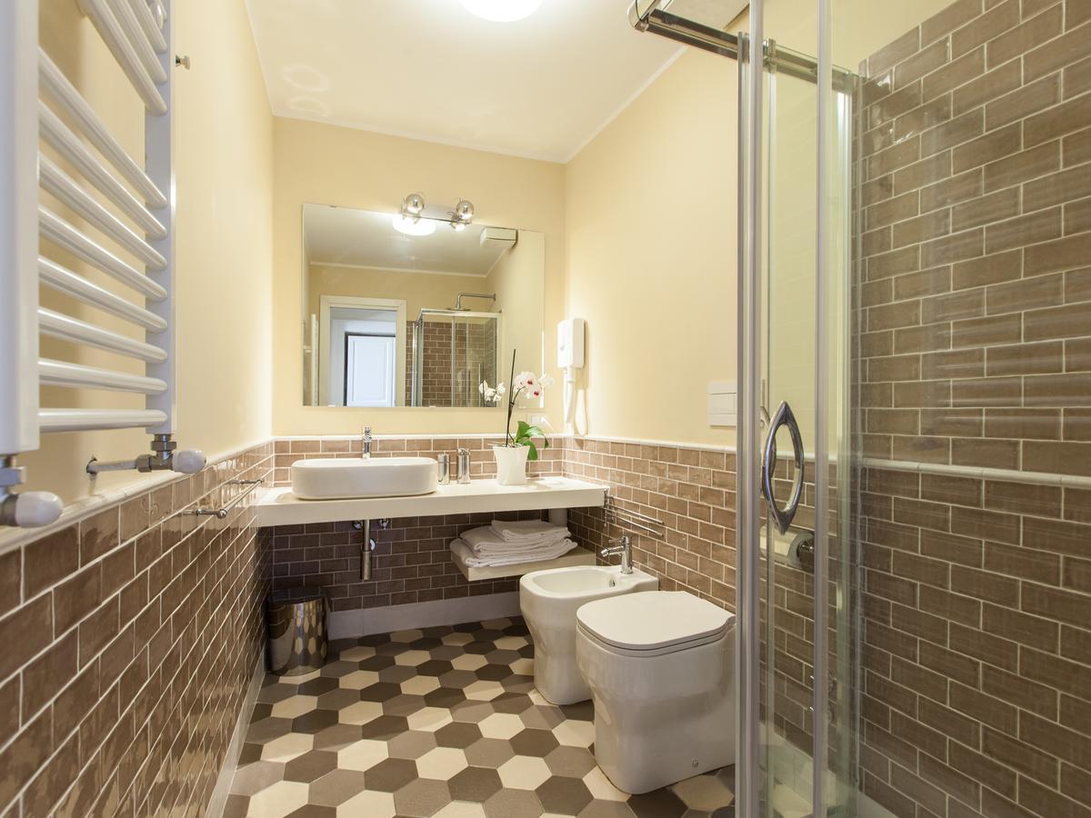 Residenza Maritti Contemporarysuite Guest house Rome