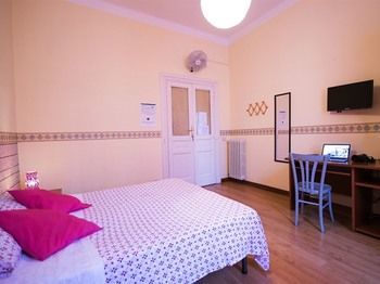 Sweet Life Guesthouse Casa de hóspedes 3*