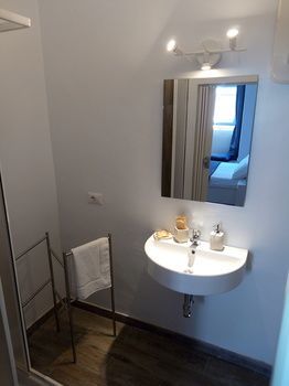 Abagnale Montecitorio 3* Rome