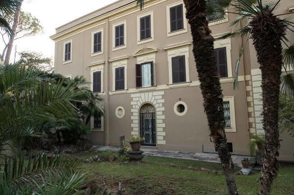 Hotel Angelina 3*