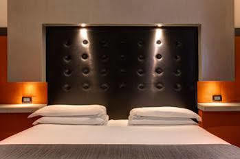 Selene Hotel 3*