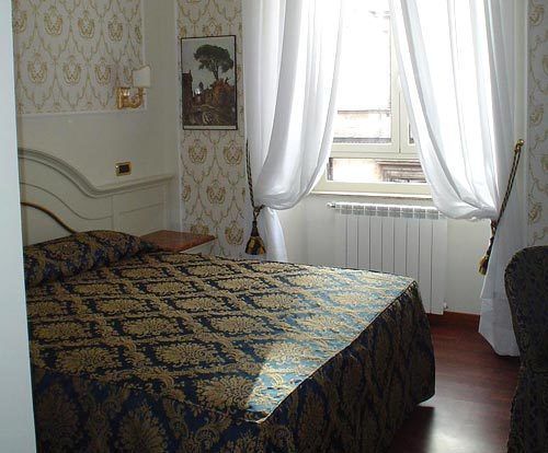 Hotel Orbis 2*