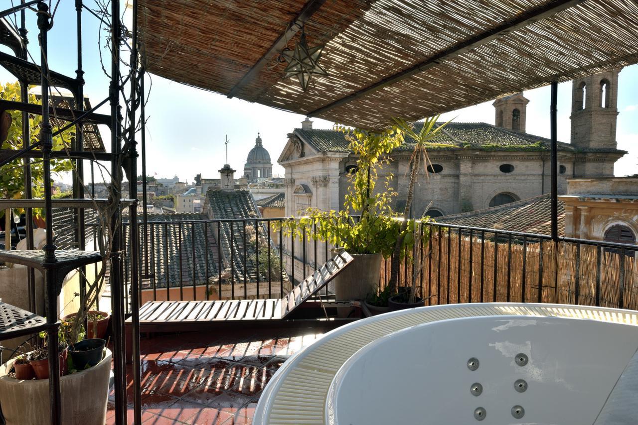 Apartment Irex Via Del Corso Private Attico With Jacuzzi