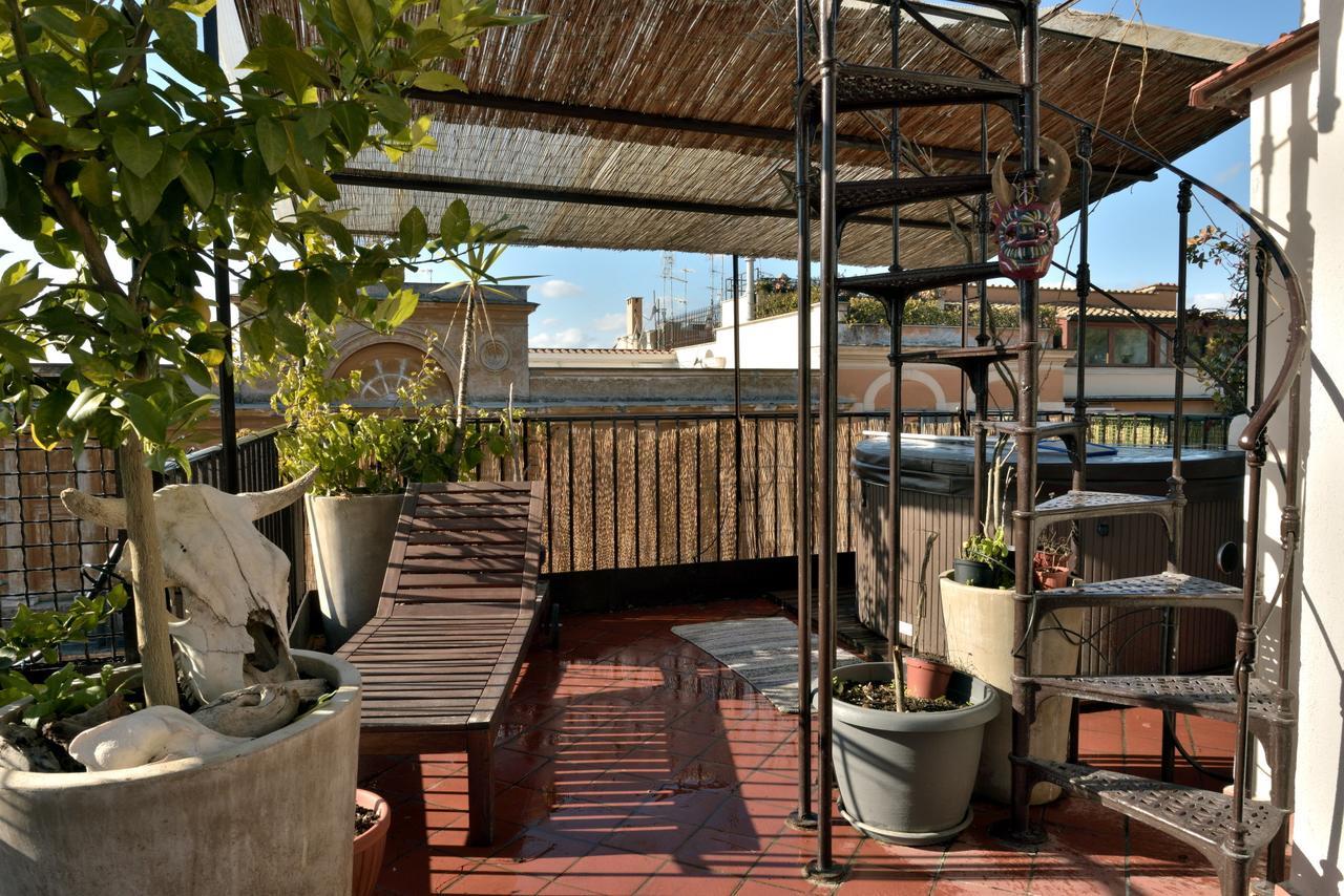 Apartment Irex Via Del Corso Private Attico With Jacuzzi