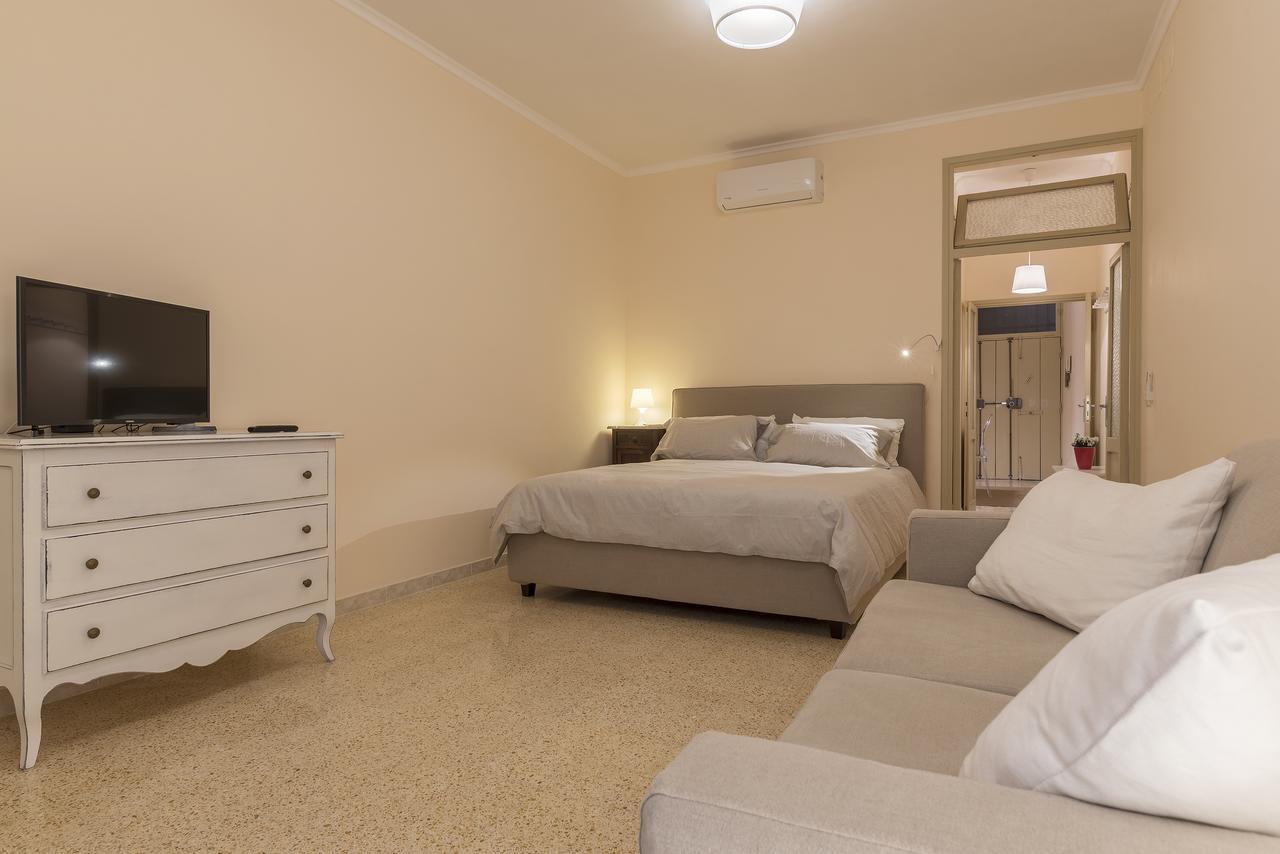 Campo De' Fiori Flat Apartment