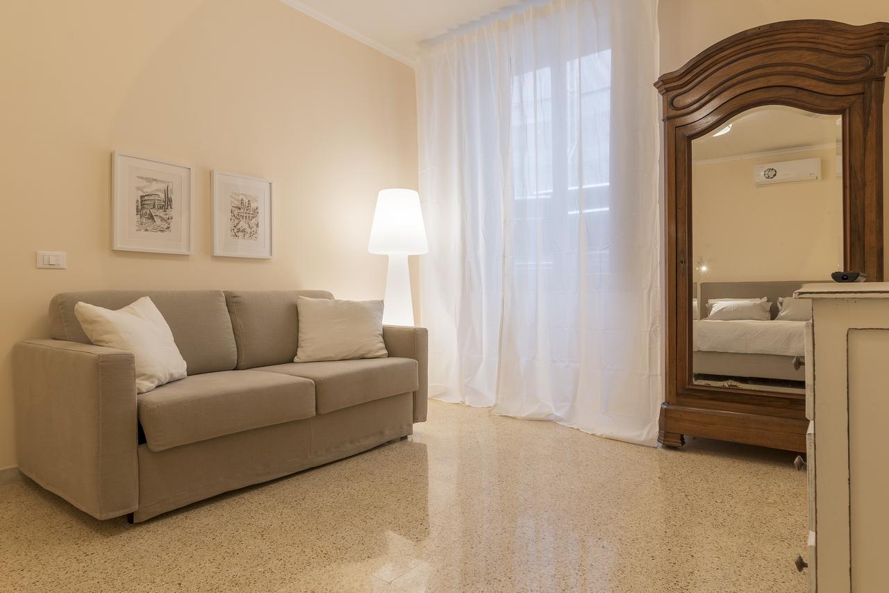 Campo De' Fiori Flat Apartment