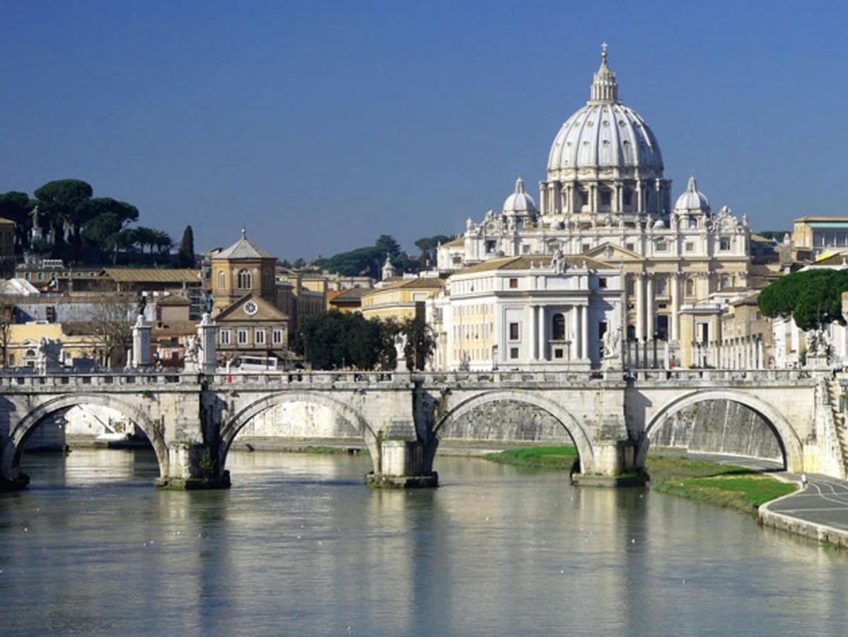Homehouse Giulio Cesare-san Pietro Rome