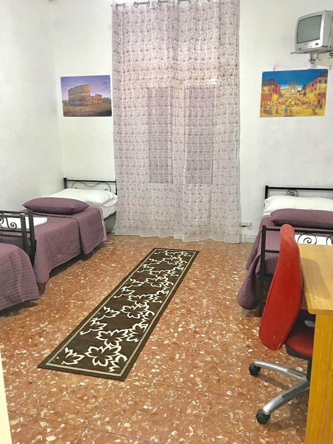 Albergue New Golden House *