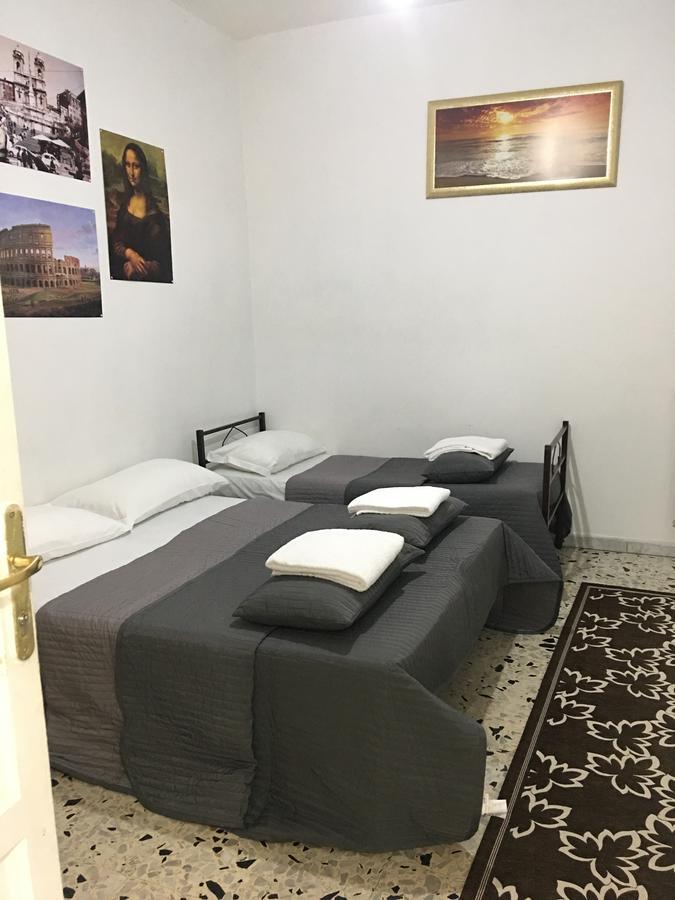 Albergue New Golden House