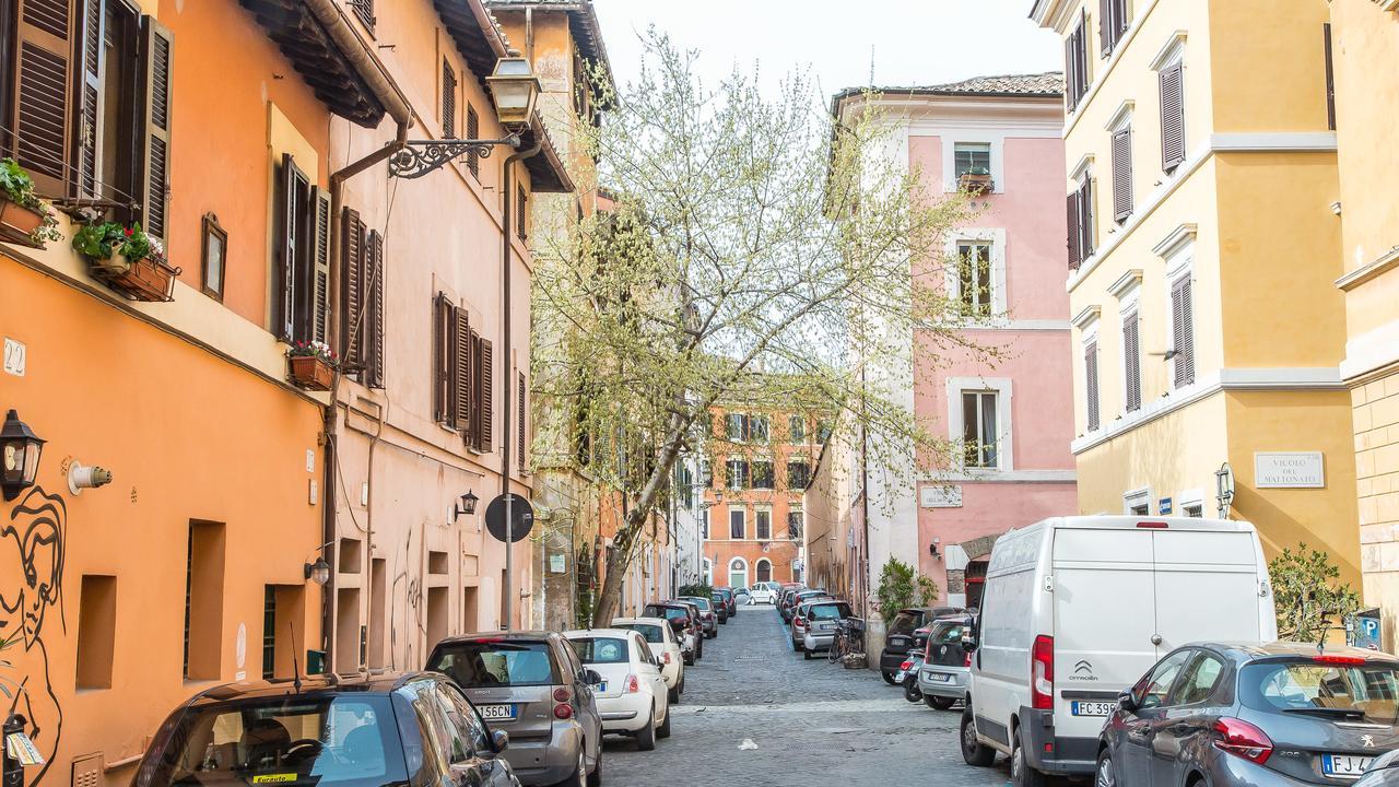 In Trastevere White Rome