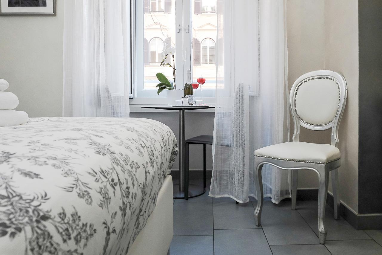 Relais Cavour Couette-café 2*