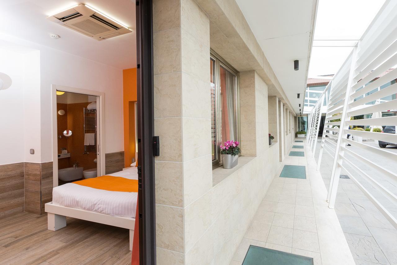 Hotel Jc 4*