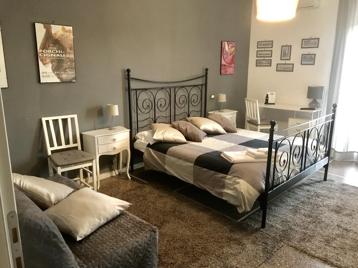 A Casa Di Giallo Bed & Breakfast 3*