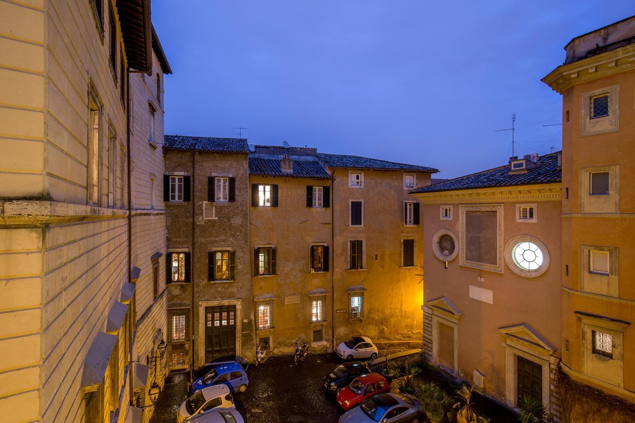 Monte Cenci Hotel