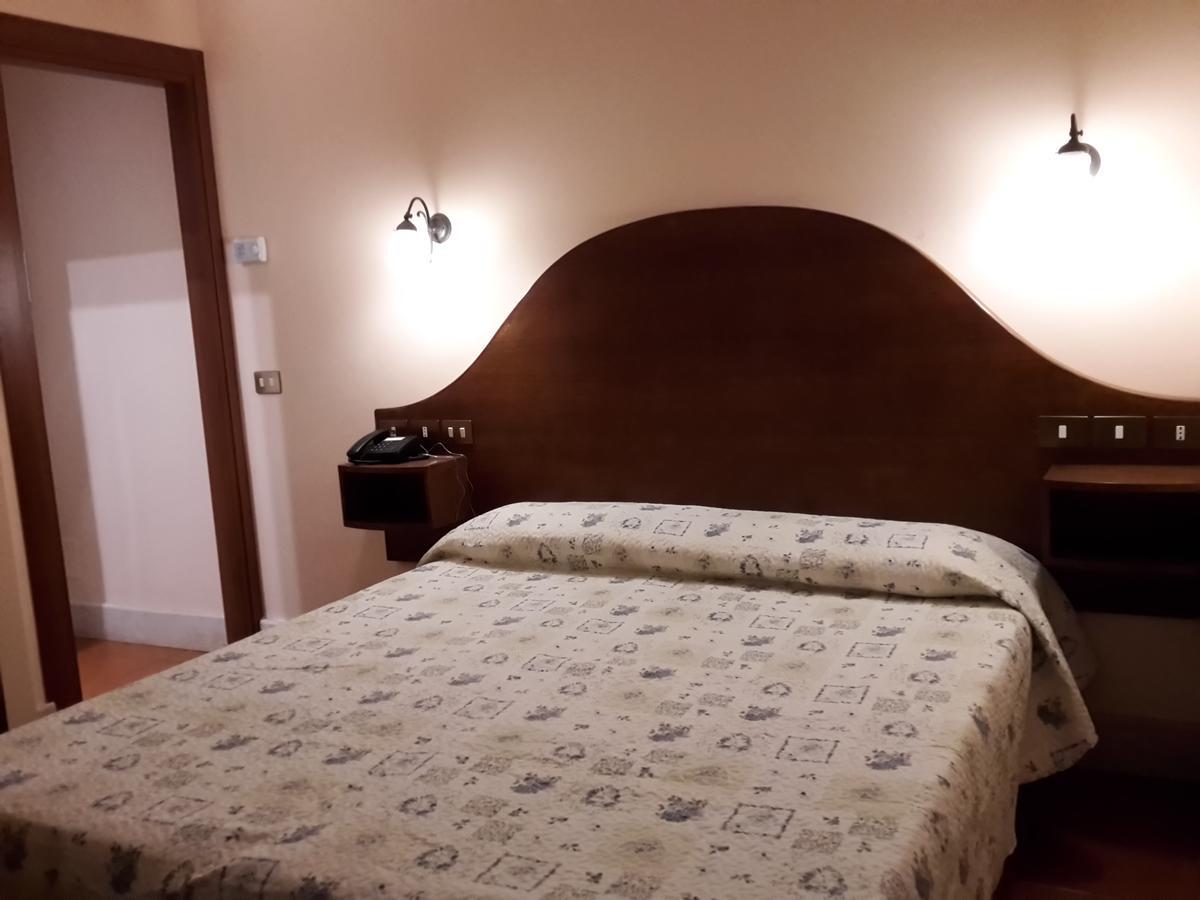 4 Coronati 2*