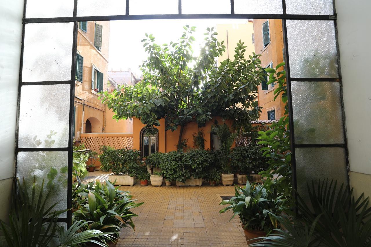 Domus Alba Al Colosseo Apartment