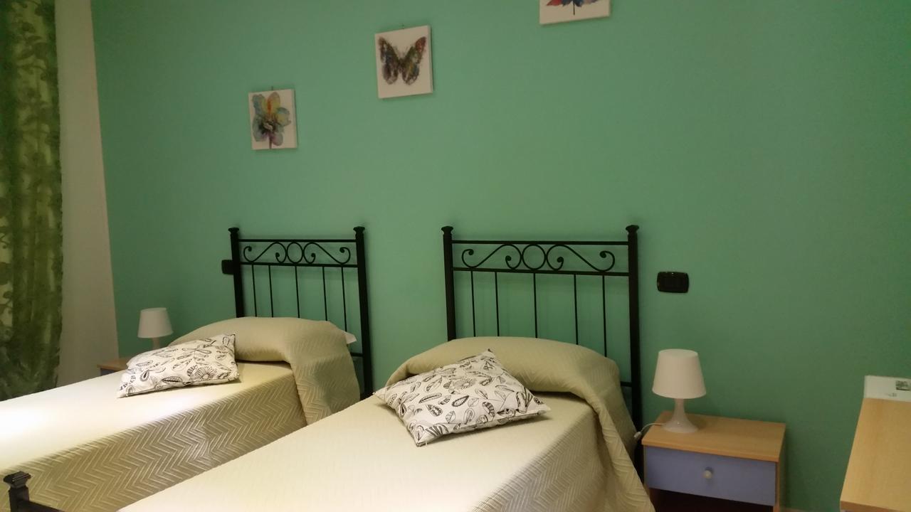 Bbcinecitta4you Bed & Breakfast Rome