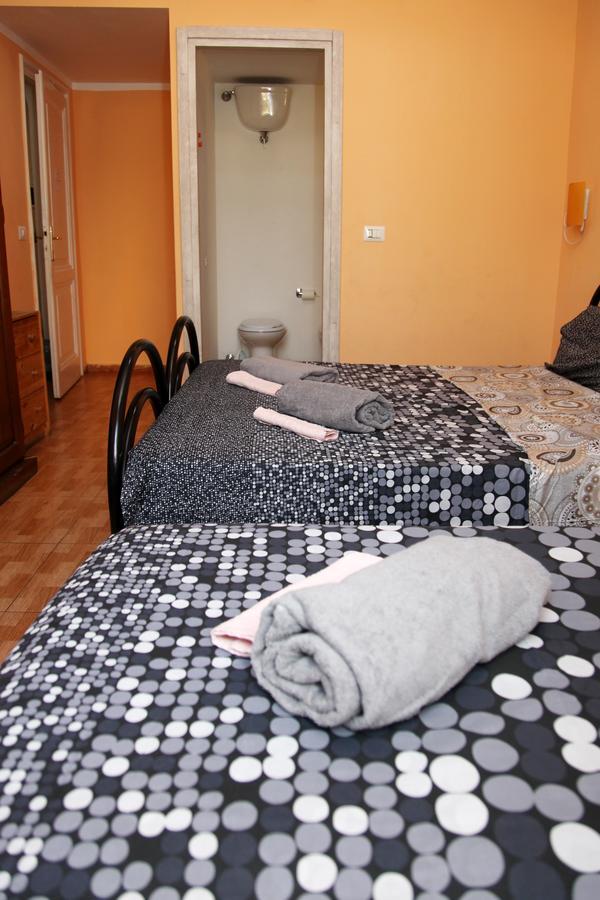 T&v House Bed & Breakfast 2*
