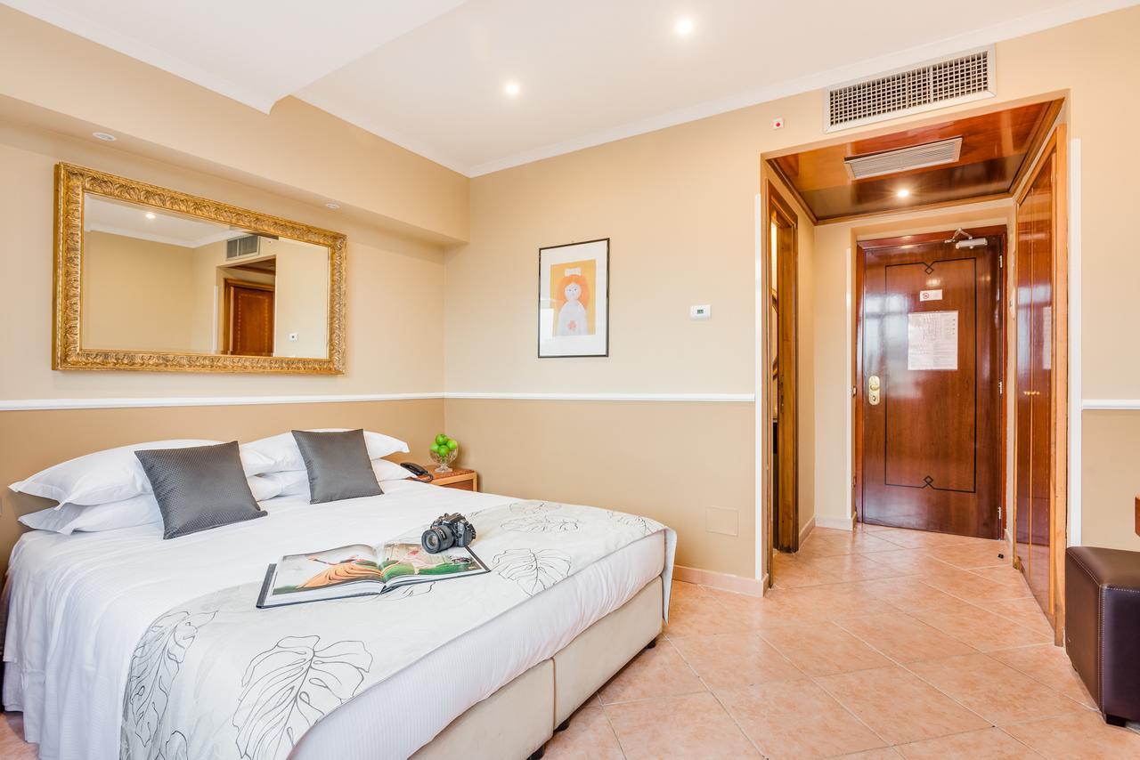 Hotel Raeli Archimede Rome