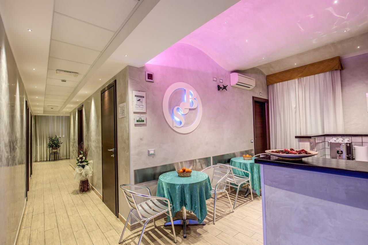 Buonarroti Bed & Breakfast Rome