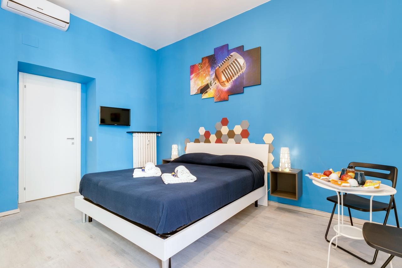 Bed & Breakfast Jukebox & *