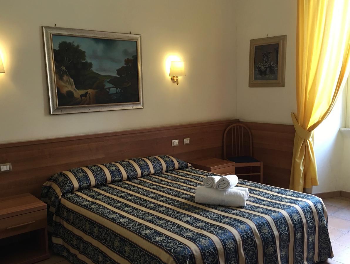 Bolognese Hotel 2*