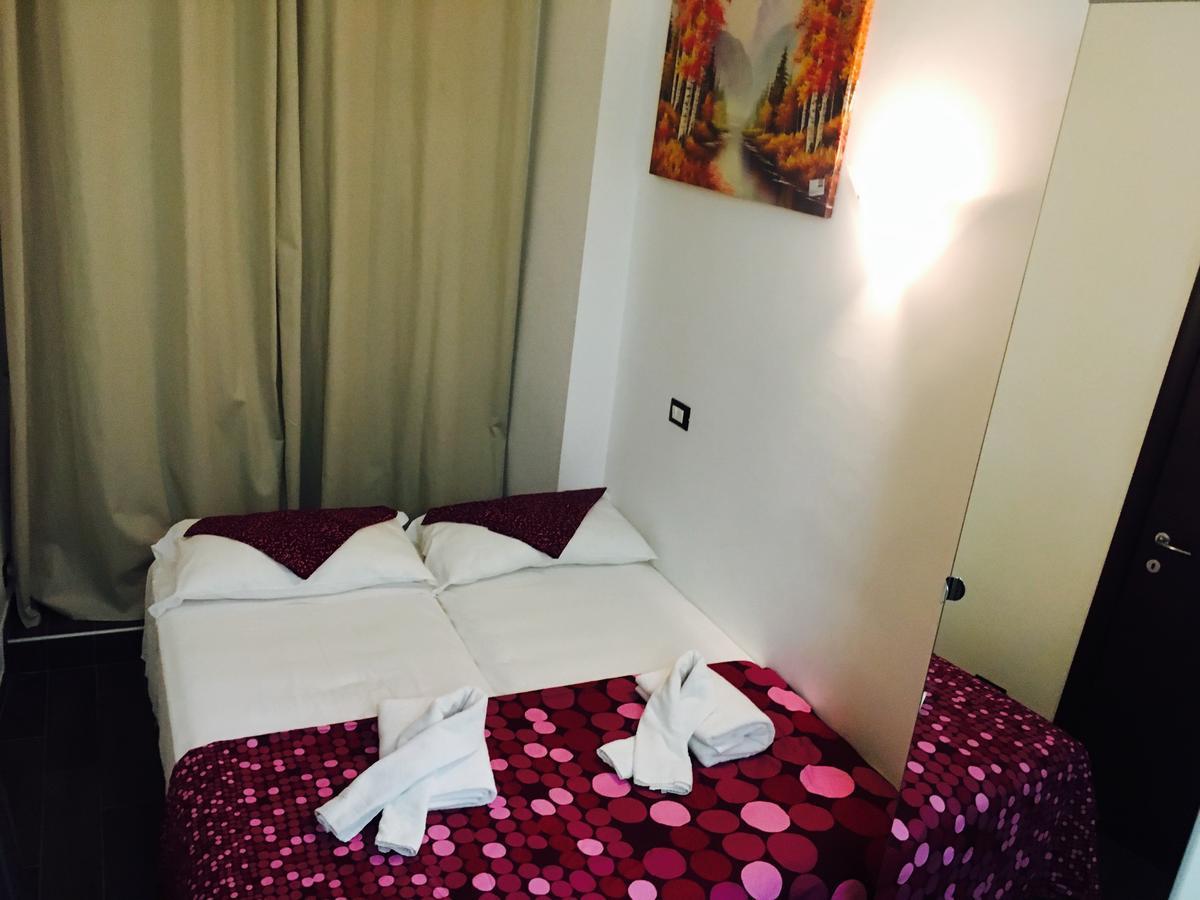Guest house Favola Romana - *