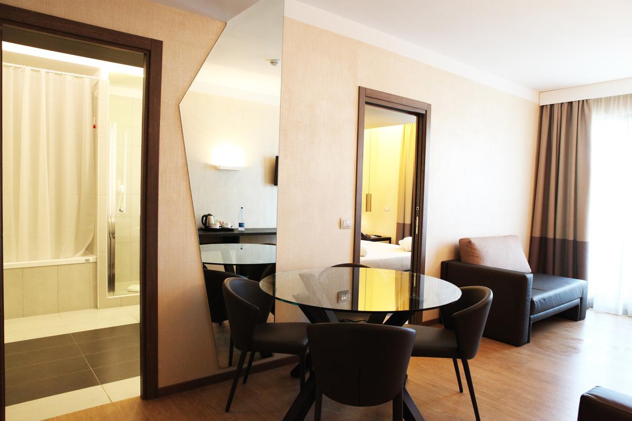 Warmthotel Hotel 4*