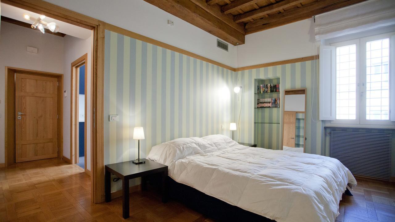 Pantheon Apartment *