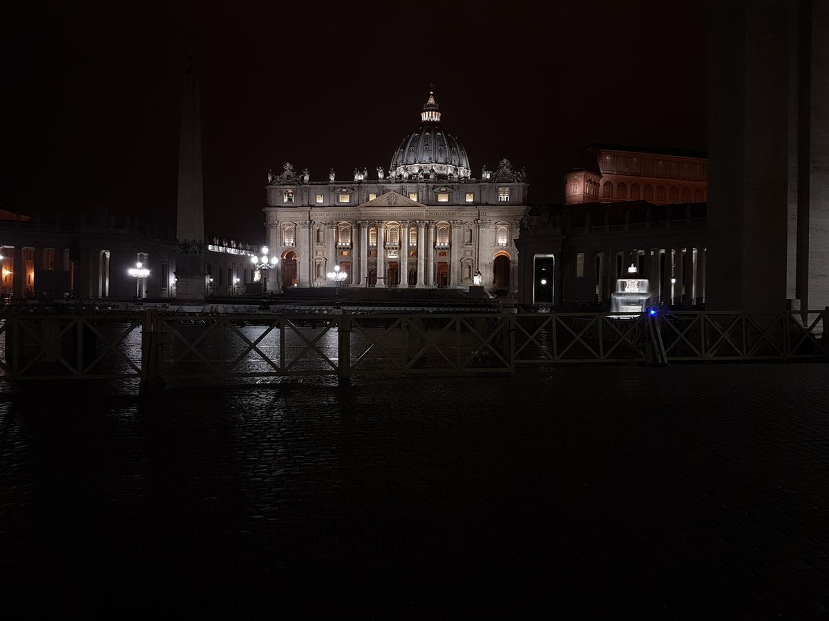 Apartment In Front Of St Peter'S Square And Vatican Museums - Mypad In Rome Rome