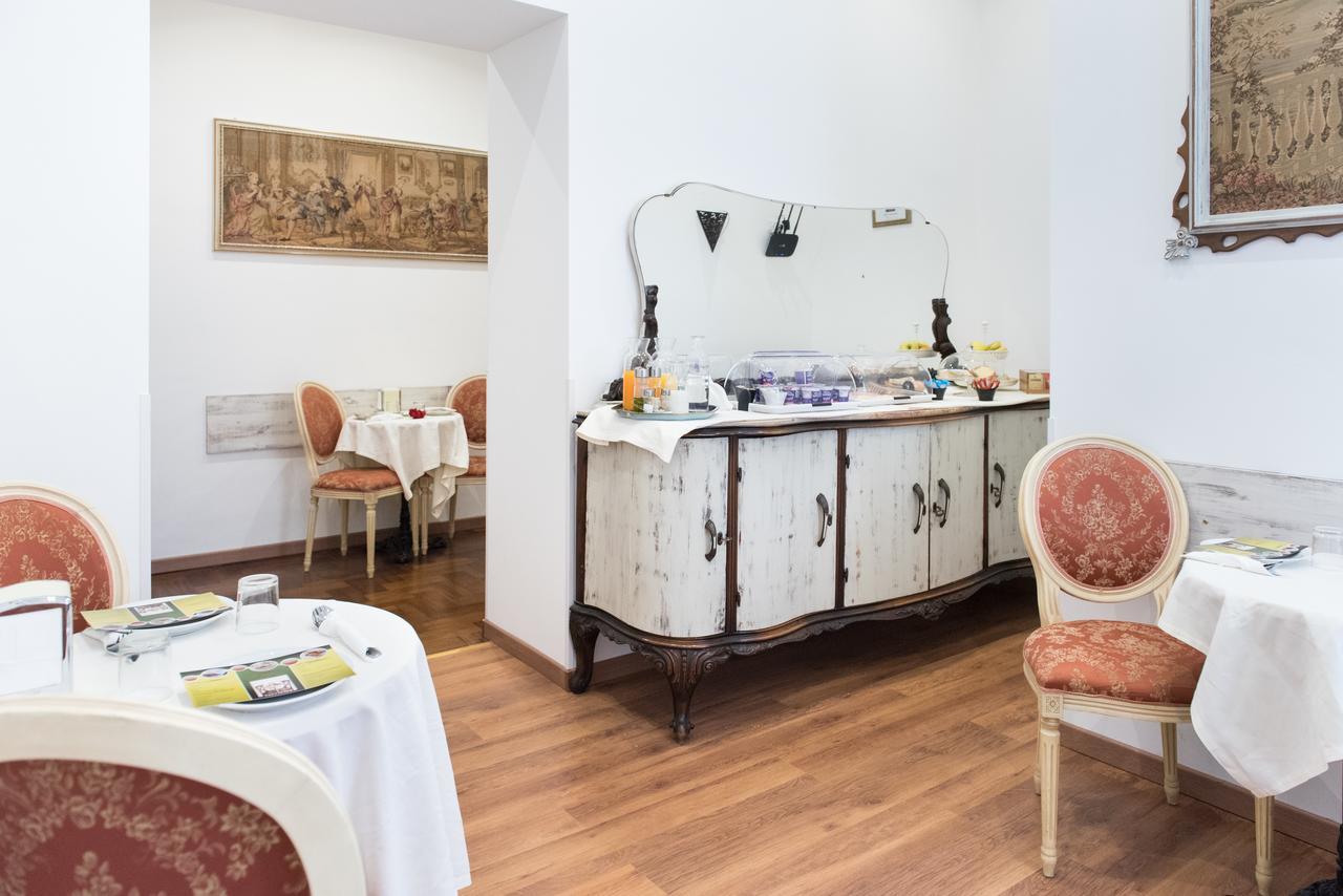 Domus Giulia Couette-café 2*