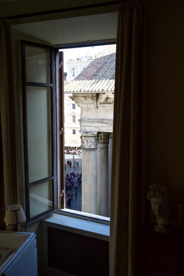 Vakantiehuis Luxurious Loft Facing The Pantheon *