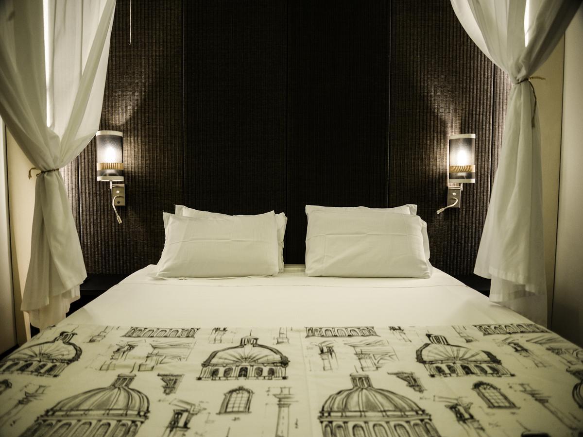 At Forty-one Hotel Rome