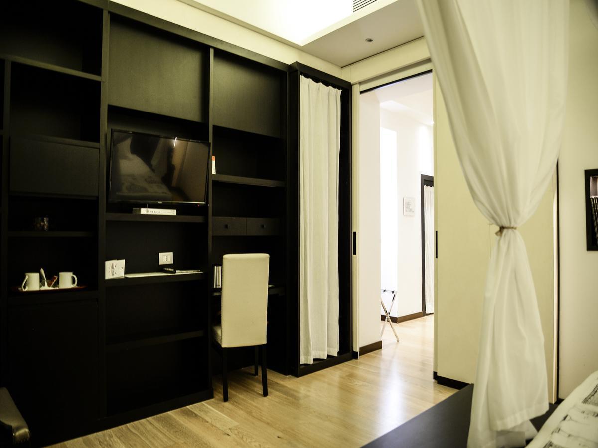 At Forty-one Hotel