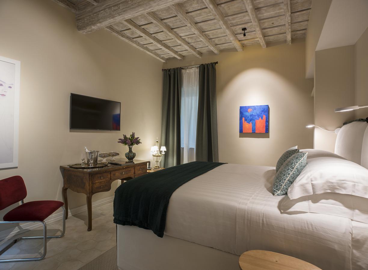 Palazzo Caruso 4* Rome
